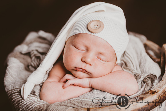 Syracuse Newborn Photographer