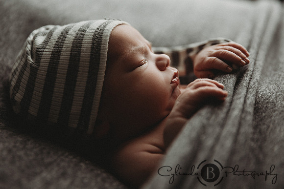 Syracuse Newborn Photographer